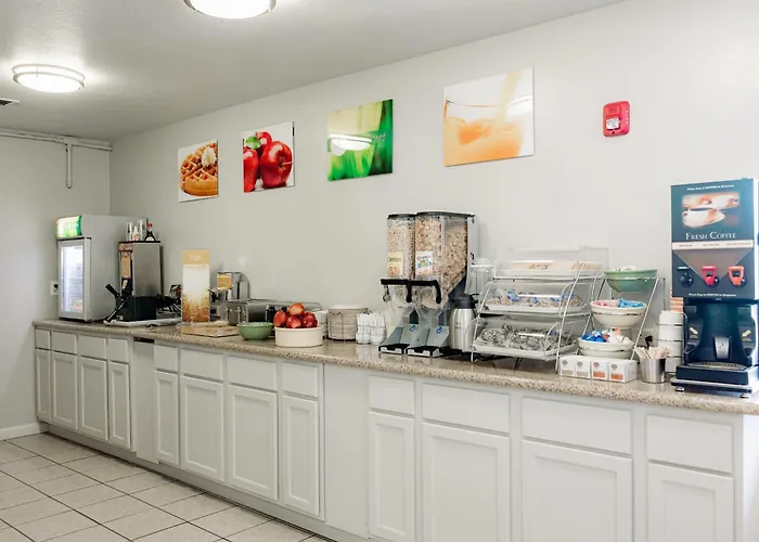 Quality Inn & Suites Lathrop