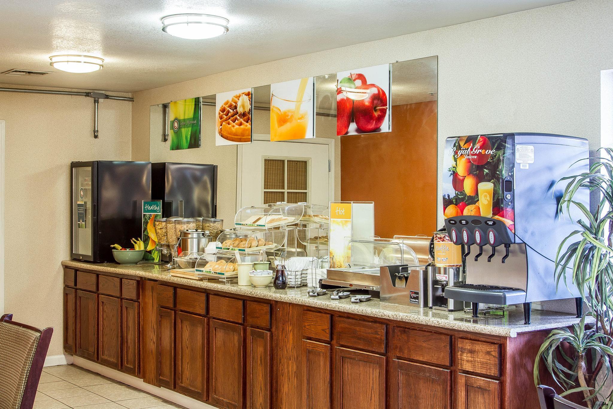 Quality & Hotel Lathrop