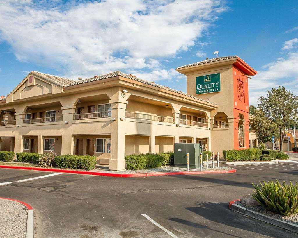 Hotel Quality & Lathrop